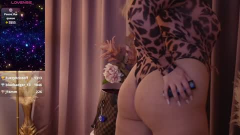 Amberseyes online show from January 20, 2025, 12:18 pm