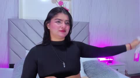 Amber Sinner online show from October 22, 2025, 11:10 am