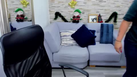 Amber online show from January 4, 2025, 4:12 am