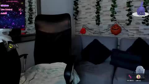 Amber online show from November 1, 2025, 3:52 am