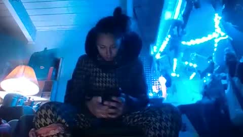 ambionce online show from April 4, 2026, 8:23 am