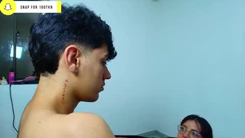 Amelia  Lucas online show from December 27, 2024, 6:14 am