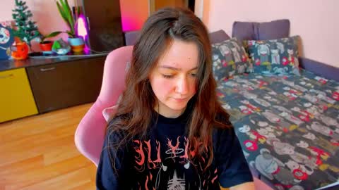 Snapshot of ameli_moon chatting on May 16, 2026, 2:38 pm Eileen online show from May 16, 2026, 2:38 pm