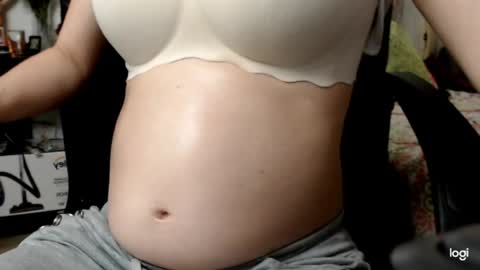 amelia online show from April 14, 2026, 11:55 pm