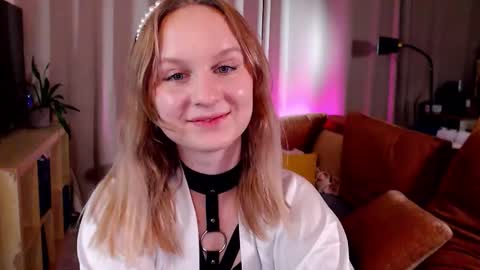 Snapshot of amelia_blondie chatting on March 3, 2026, 9:10 pm Amelia online show from March 3, 2026, 9:10 pm