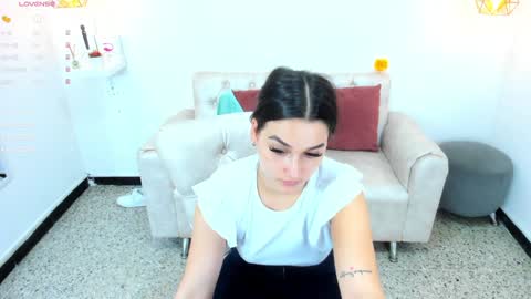 A M E L I A   online show from December 3, 2024, 9:44 am