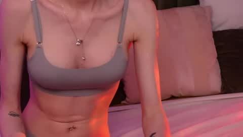 Amelia online show from May 26, 2026, 7:43 pm