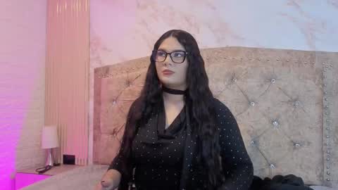 AMELIA CASTELL  online show from March 2, 2026, 11:28 am