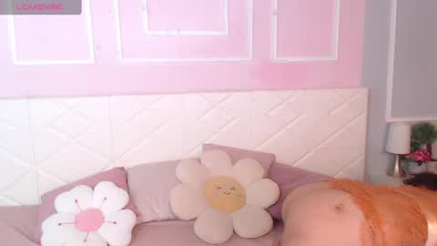 ameliacoper03 online show from September 15, 2025, 9:37 pm