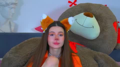 Snapshot of ameliaflares chatting on October 29, 2025, 6:53 pm Amelia online show from October 29, 2025, 6:53 pm