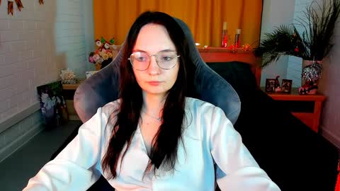 Amelia online show from December 19, 2024, 5:40 am