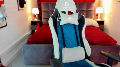 Amelia online show from March 3, 2025, 5:09 am