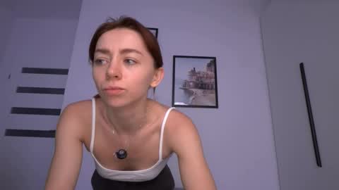 Amelia   online show from October 5, 2025, 8:23 am