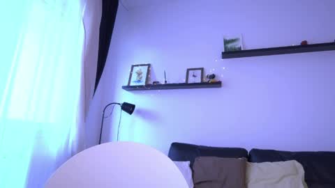 Snapshot of ameliamber0 chatting on April 18, 2026, 2:32 pm Amelia online show from April 18, 2026, 2:32 pm