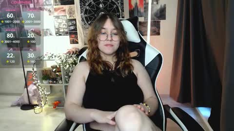 Amelia online show from November 21, 2025, 8:57 am