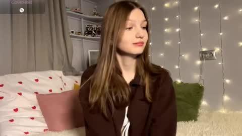 Snapshot of ameliami chatting on February 7, 2026, 7:34 am Amelia online show from February 7, 2026, 7:34 am