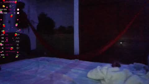 Snapshot of ameliashepard1 chatting on December 30, 2024, 1:37 am Amelia online show from December 30, 2024, 1:37 am