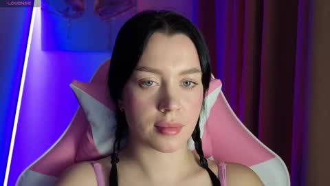 Amelia Sonk online show from November 11, 2025, 7:03 pm