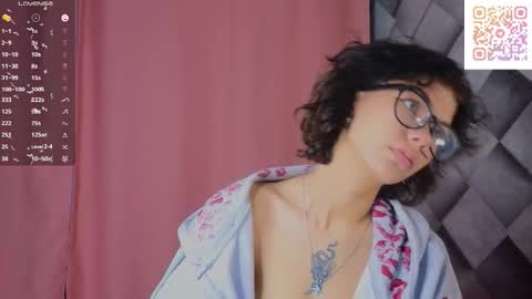 Amelia online show from December 19, 2025, 12:45 pm