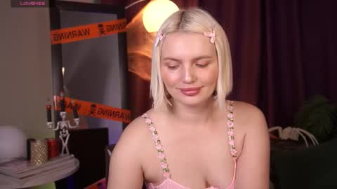  Amelia  online show from October 29, 2025, 4:37 am