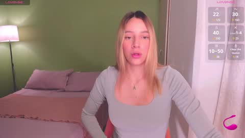 Amelie Graham online show from February 6, 2025, 10:59 am