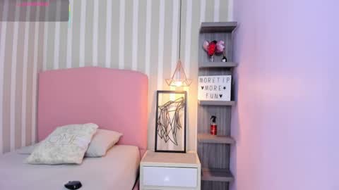 Victoria online show from September 25, 2025, 7:39 pm