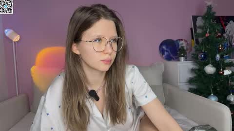 Ameliia castro online show from December 21, 2025, 7:15 am