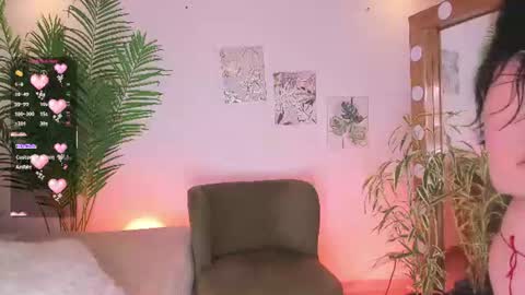 Snapshot of ameliie_brown chatting on June 25, 2026, 4:34 am Amelie online show from June 25, 2026, 4:34 am