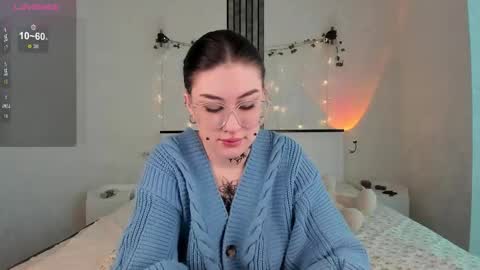 Snapshot of ameliya_sun chatting on February 28, 2025, 4:54 am Aylin online show from February 28, 2025, 4:54 am