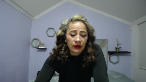 Amell Thomson online show from December 19, 2024, 11:07 am