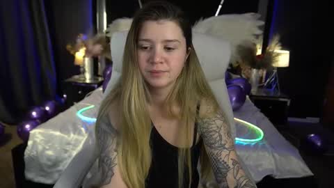 amellymillyy online show from January 17, 2026, 2:11 pm