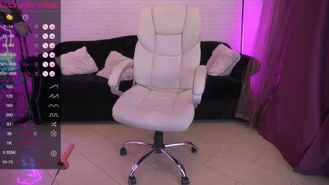 Alina online show from December 26, 2024, 3:38 am