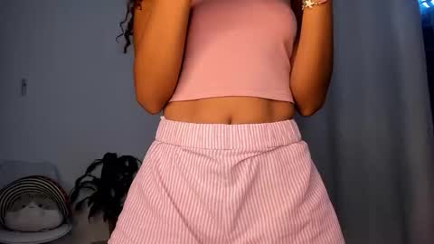 Amely  online show from February 18, 2026, 3:19 pm