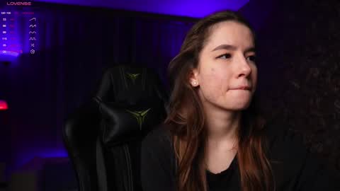 Snapshot of amelyxxx chatting on March 1, 2025, 3:32 am Amy online show from March 1, 2025, 3:32 am