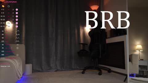 Snapshot of amelyxxx chatting on September 28, 2025, 1:11 am Amy online show from September 28, 2025, 1:11 am