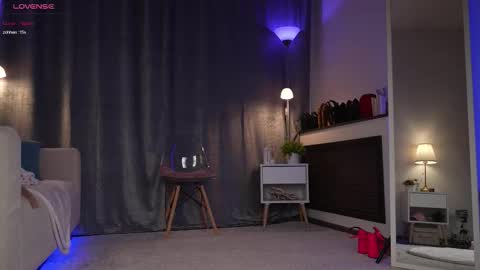 Snapshot of amelyxxx chatting on October 11, 2025, 1:27 am Amy online show from October 11, 2025, 1:27 am