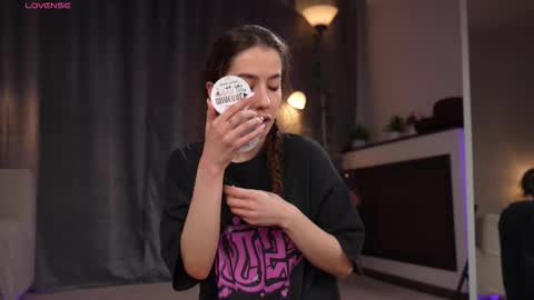 Snapshot of amelyxxx chatting on February 26, 2026, 4:55 am Amy online show from February 26, 2026, 4:55 am