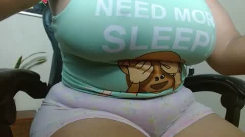 Mari online show from October 11, 2025, 2:26 pm