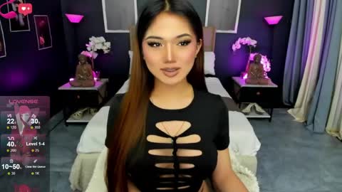 Snapshot of amethyst_claire chatting on June 4, 2026, 4:35 pm Claire online show from June 4, 2026, 4:35 pm