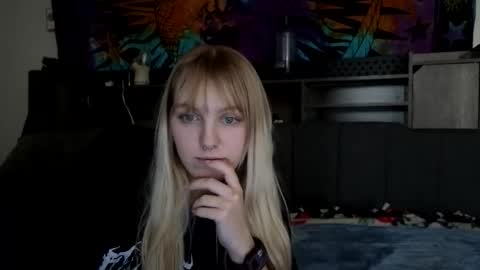 amethystmoon18 online show from March 2, 2026, 8:15 pm