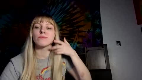 amethystmoon18 online show from March 5, 2026, 4:30 am