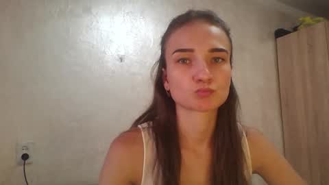 Julia  online show from September 9, 2025, 10:48 am