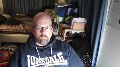 Snapshot of amf_1982 chatting on October 7, 2025, 12:57 pm Andy online show from October 7, 2025, 12:57 pm