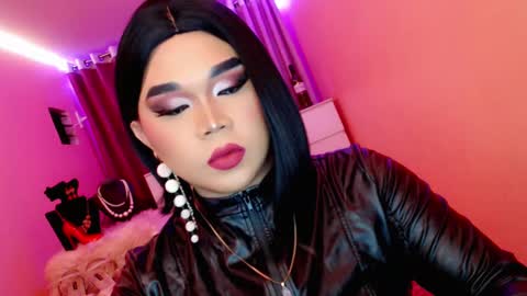 Queen Mireska online show from February 5, 2025, 11:23 am