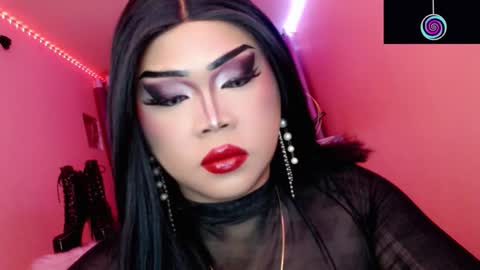 Queen Mireska online show from October 27, 2025, 2:43 pm