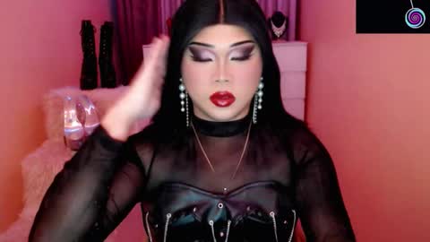 Queen Mireska online show from February 4, 2026, 5:41 pm