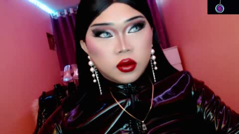 Snapshot of amiadoll chatting on June 5, 2026, 3:40 pm Queen Mireska online show from June 5, 2026, 3:40 pm