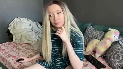 Ami Air online show from April 14, 2026, 3:34 am