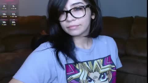 Snapshot of amilustxx chatting on June 25, 2026, 8:35 pm amilust online show from June 25, 2026, 8:35 pm