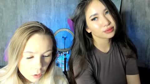 Amina online show from February 21, 2025, 2:06 pm